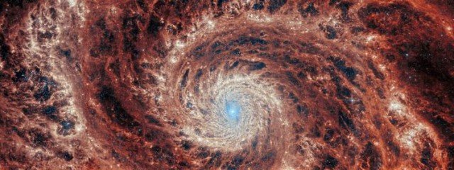 Time подвёл итоги работы самого большого космического телескопа "Джеймс Уэбб" и опубликовал самые красивые фото за этот год