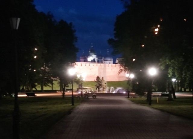 Воскресный вечер на Волге