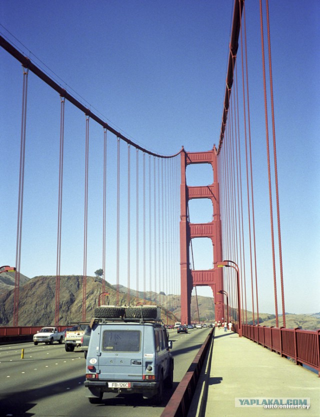 Немец проехал на Gelandewagen весь мир.