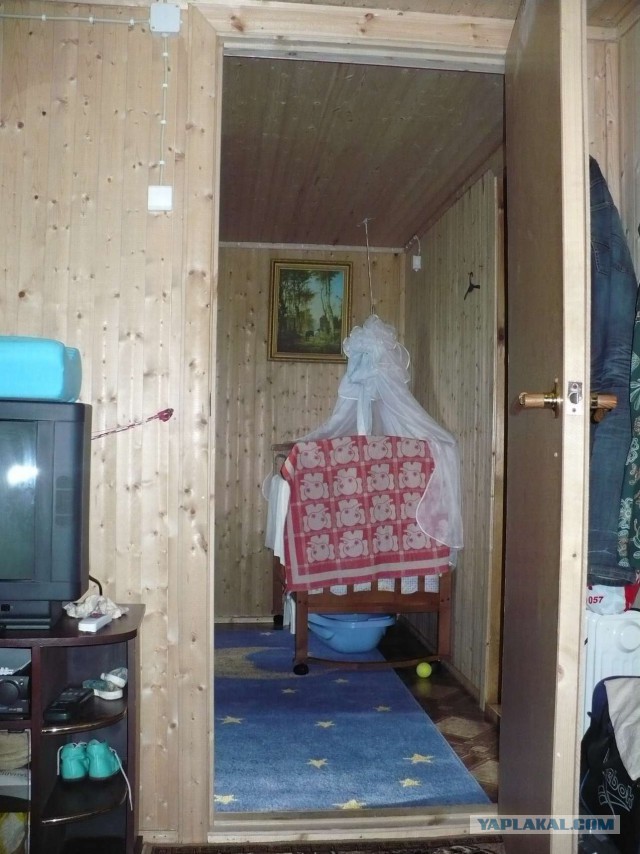Бюджетный дачный домик из бытовки своими руками