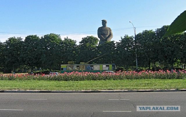 Какие прозвища дают памятникам в России