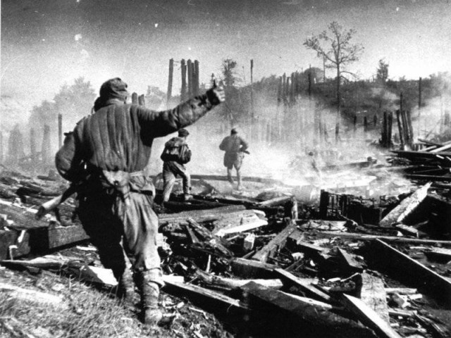 10 ударов 1944 года. 8 часть.