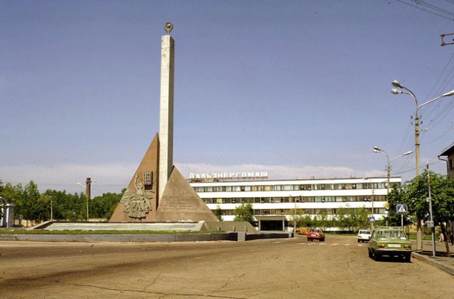 Памятники, которые иначе воспринимаются народом