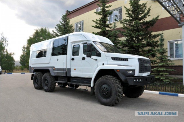 Для «Урал Next» начали предлагать композитный пассажирский кузов