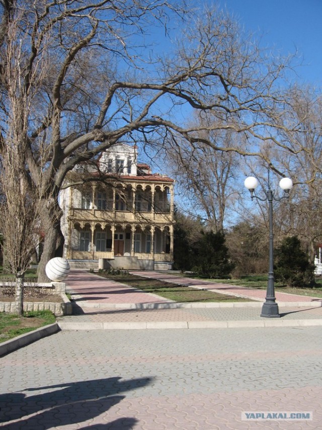 Негламурный курорт Крыма