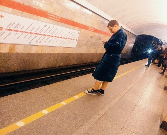 Модники из российского метрополитена на вторник