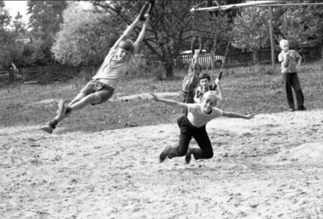 Пятничная ностальгия, когда строили светлое будущее!