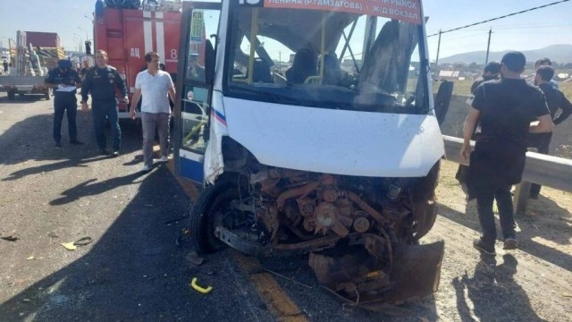 Момент смертельного ДТП в Махачкале.