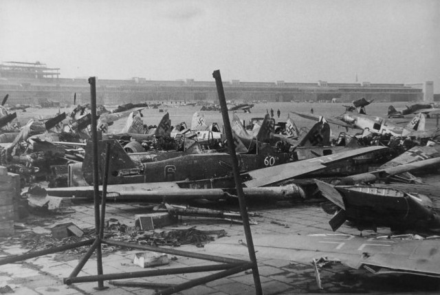 2 мая 1945 года