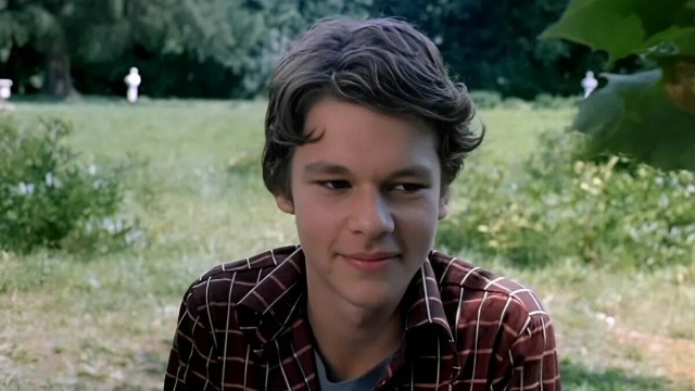 Лирический герой из фильма "Вам и не снилось"