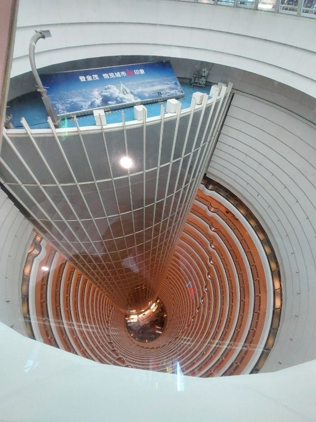 "Как добраться из России до Китая: личный опыт перелёта в Шанхай"