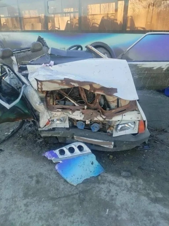 Отбуксировали машину, в тотал.