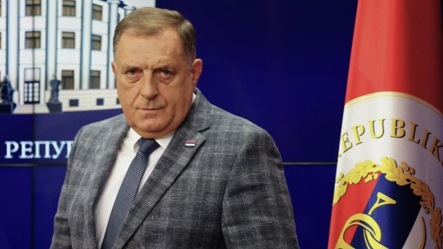 Додик сообщил, что 9 мая приедет в Москву