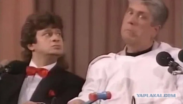 *БАЯН*Девушка с синдром Туррета