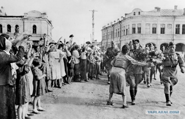 Фотографии второй мировой, многие цветные (фото)