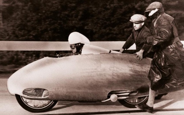Самые яркие факты из 100-летней истории BMW