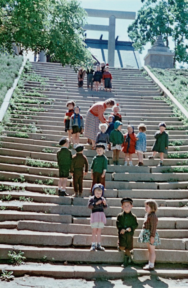 Лица Советской эпохи. Дети на фотографиях С. О. Фридлянда (1950-е)