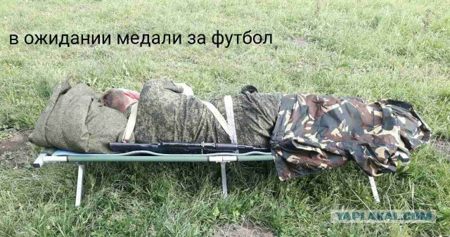 Навального задержали в подъезде его дома в Москве