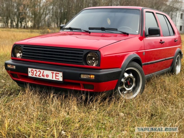 Какой автомобиль из 1990х-2000х вы бы хотели бы возродить под маркой "Москвич"