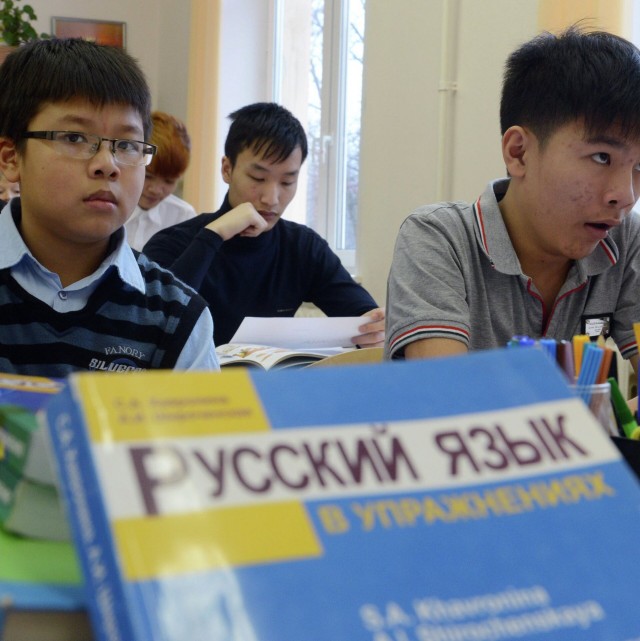 Учителя России честно высказались про детей мигрантов