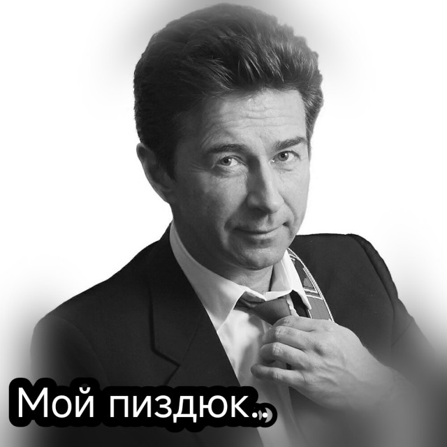 *БАЯН*Неадекват избил девушку в ресторане в центре Краснодара.