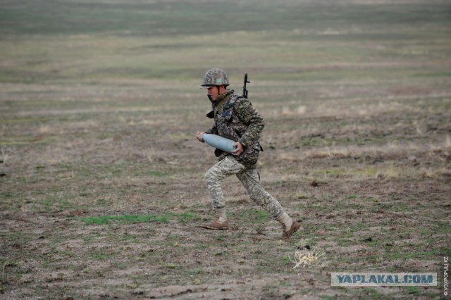 Испытания военных: Сухопутные войска РК