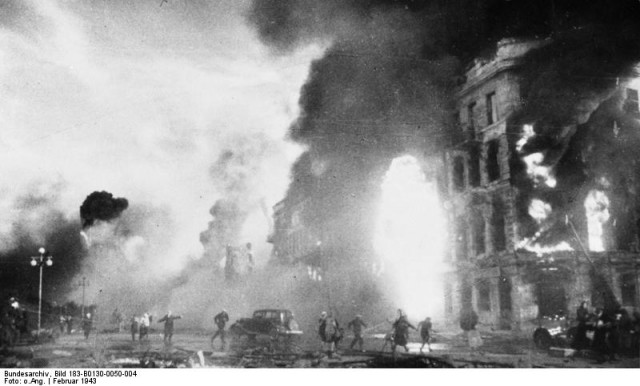 Фотографии второй мировой, многие цветные (фото)