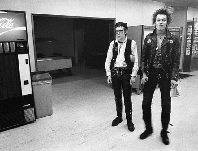 Еще молодые старые "звезды"