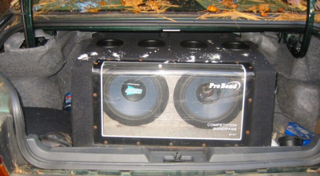 Водителей в России предупредили о штрафах за замену аудиосистемы в автомобиле в 2021 году