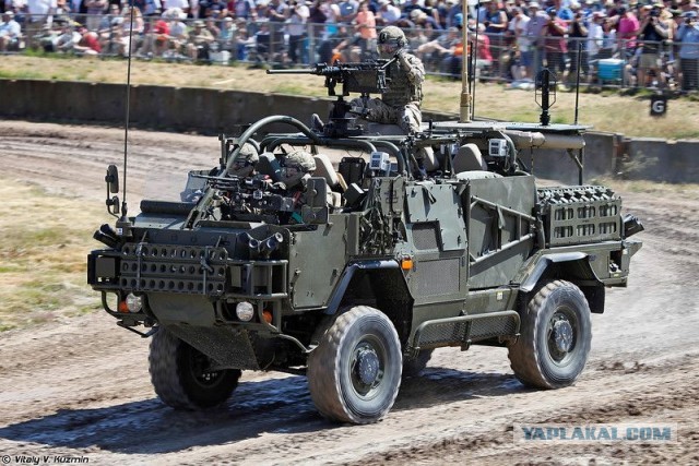 Великобритания планирует поставить ВСУ бронемашины Mastiff