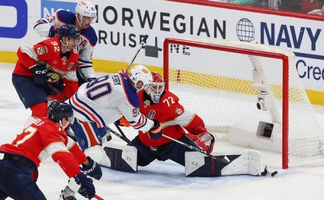 «Флорида» снова обыграла в финальной серии «Эдмонтон».