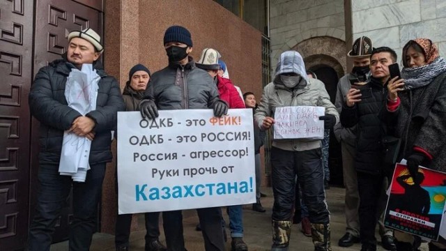 7000 фур застряли на границе