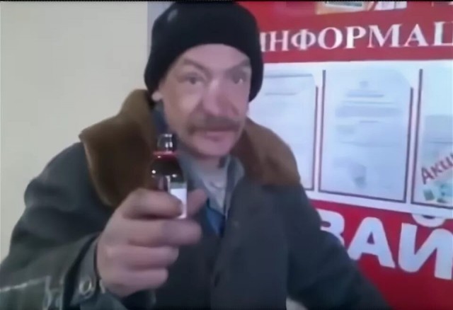 Засыпаем по «методу бомжа» всего за пару минут — девушка поделилась лайфхаком, который убьёт бессонницу