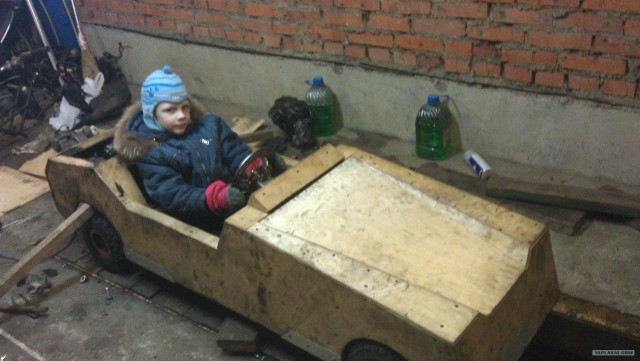 Машина для ребенка