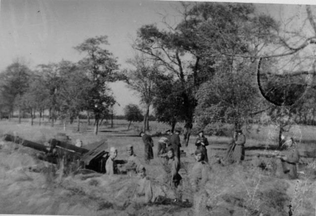 Фотографии из окопа 1942-1945г. Война глазами солдата через камеру "Лейка".