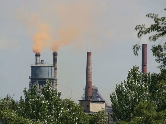 «Люди бегут, пути травой заросли»: жизнь Донецкого завода изнутри Жители ДНР восстали против невыплат зарплат