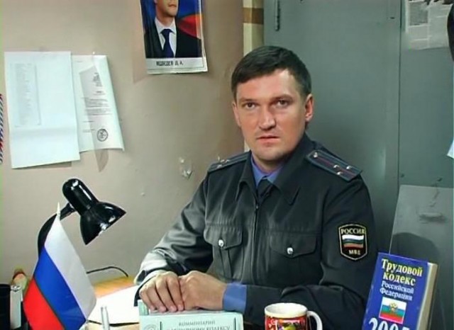 У нас один психолог был... Ремень!