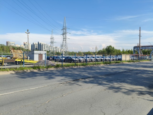 Импорт новых автомобилей в Россию рухнул — минус 63% по сравнению с 2024 годом