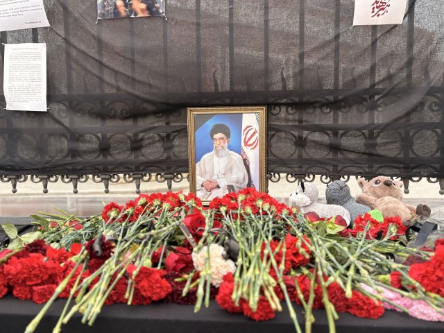 В Астрахани школьников привлекли к траурным мероприятиям в память об Али Хаменеи.