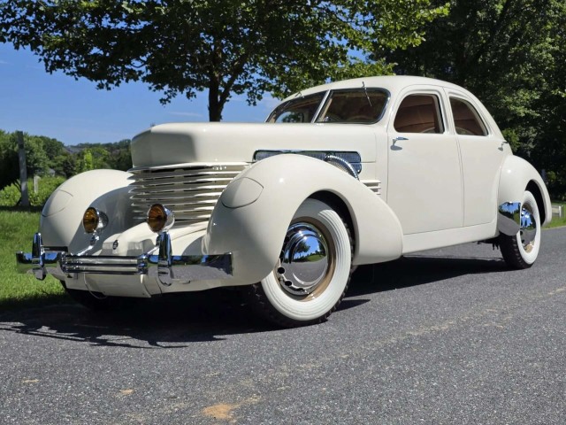 1937 Cord 812 Phaeton. Автопятница №150.