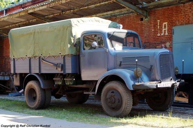 Игра на ЯПе: Угадай АВТО-9