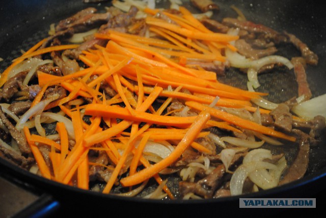 Вкусное обаяние Кулинарии, Повара ЯПа поздравляют милых дам!