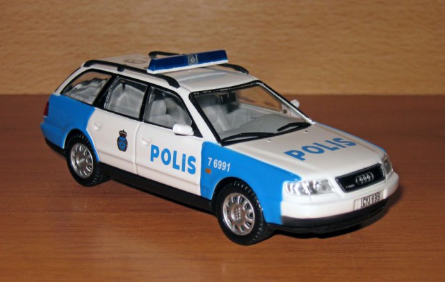 Полицейские Машины Мира