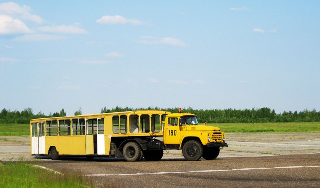 Аэродромная техника прошлого