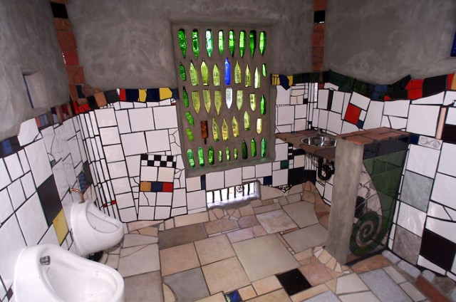 Хундертвассер: Туалет в Кавакава