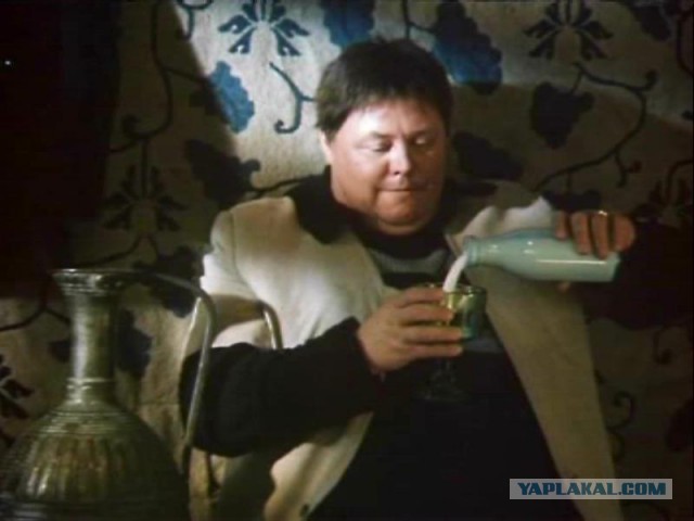 «И бывшая жена платит мне алименты»