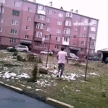 Спортсменка, комсомолка