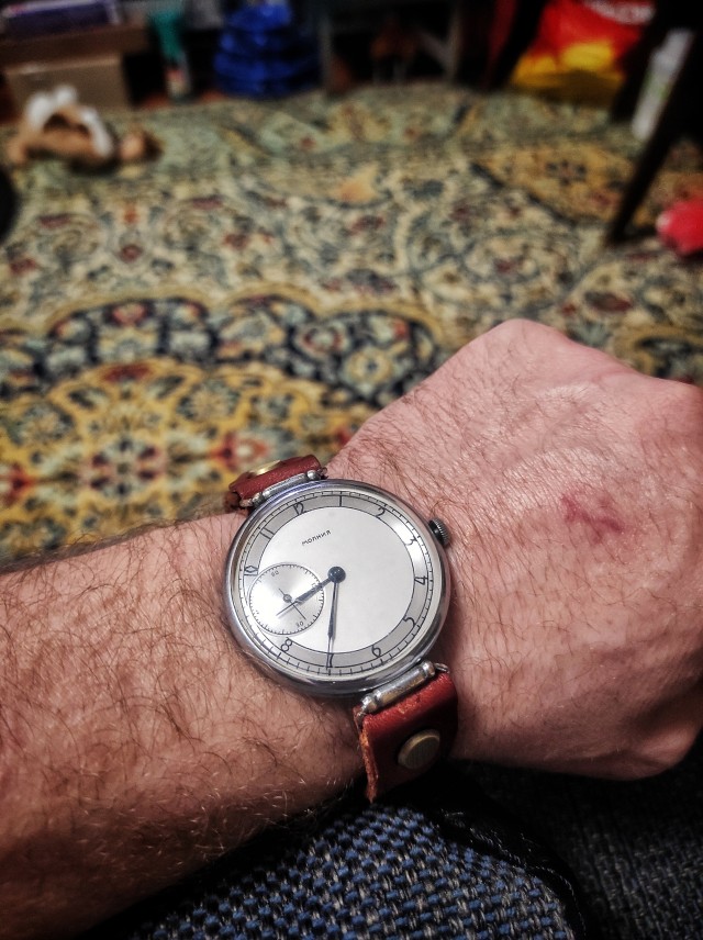 Часы, сделанные руками