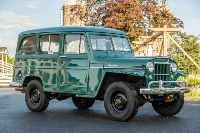 Willys Jeepster. Забавного автомобиля пост