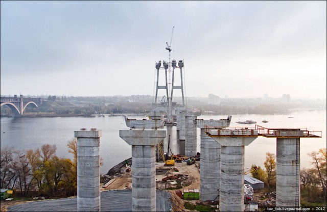 Новый мостовой переход в Запорожье